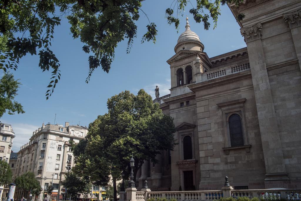 Helena Apartment With View On St. Stephan'S Basilica Budapest Exterior photo