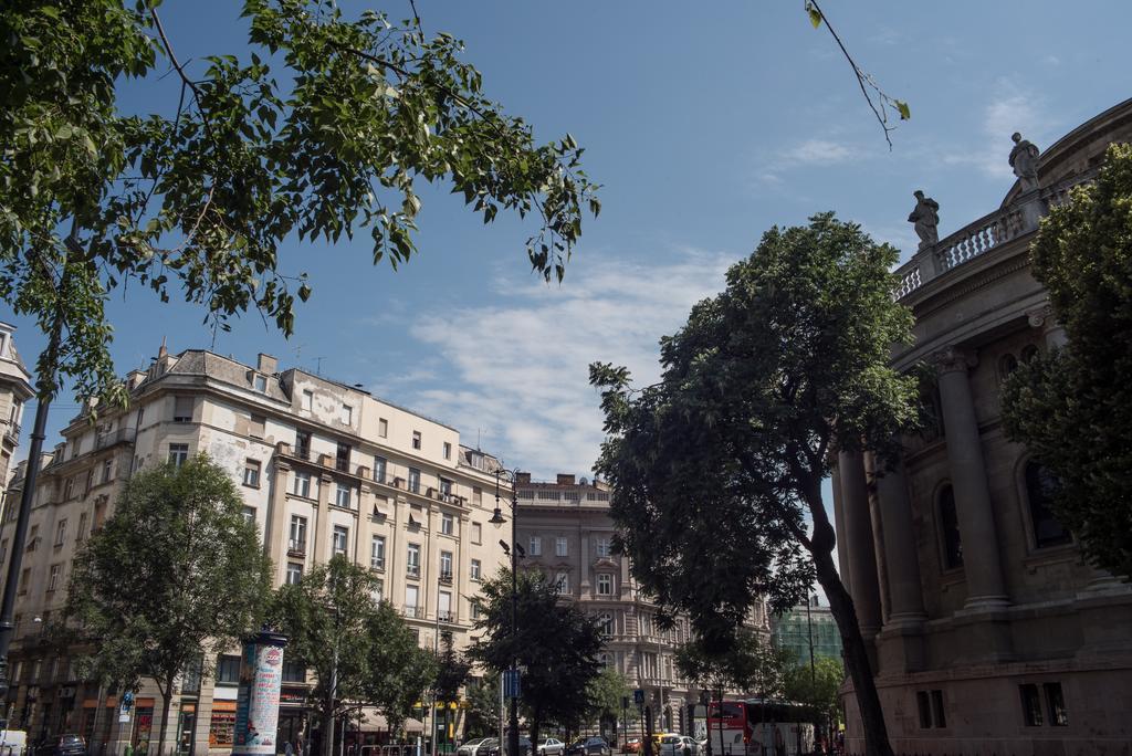 Helena Apartment With View On St. Stephan'S Basilica Budapest Exterior photo