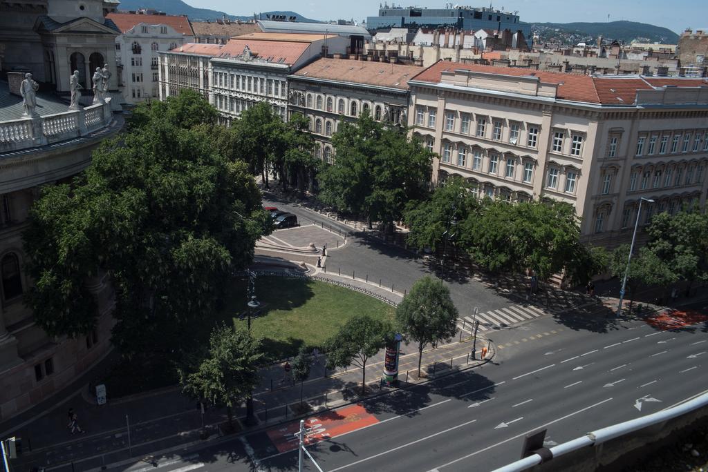 Helena Apartment With View On St. Stephan'S Basilica Budapest Exterior photo