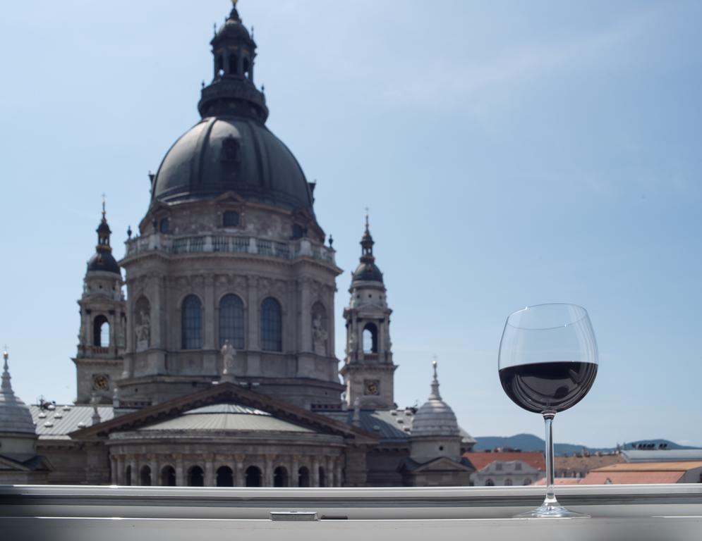 Helena Apartment With View On St. Stephan'S Basilica Budapest Exterior photo